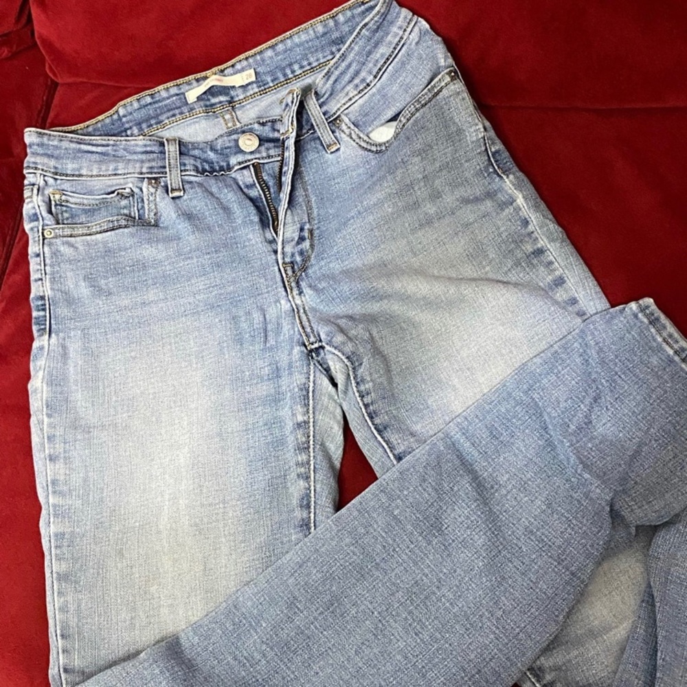 📦 3 for $20📦 Levi’s 711 Skinny Jeans ❤️